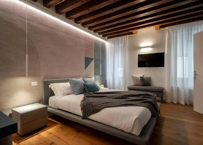 Sant\'Angelo Apartment By Wonderful Italy