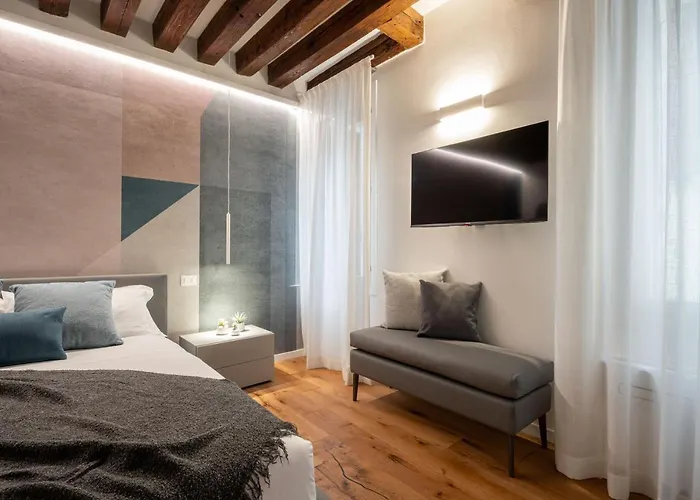 Sant\'Angelo Apartment By Wonderful Italy
